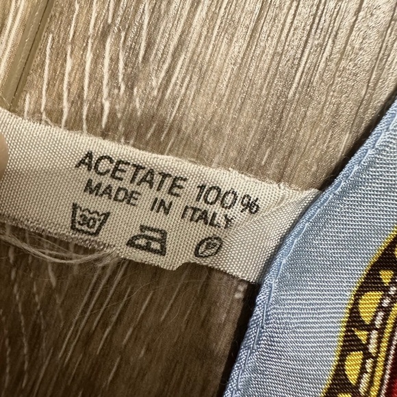 100% Acetate Roma Scarf made in Italy - Picture 4 of 5